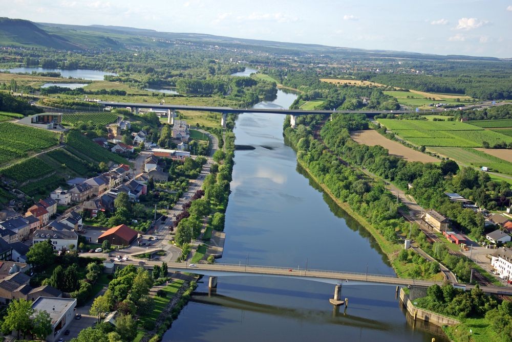 Vélo le long de la Moselle